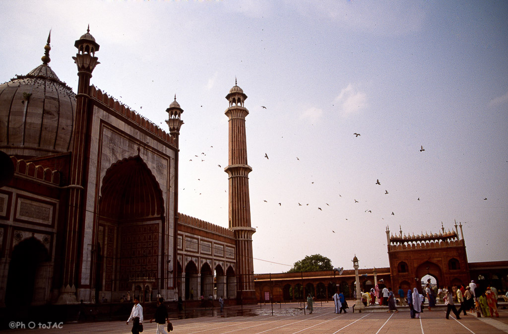 "Mezquita del Viernes" o Jama Masjid (Delhi)