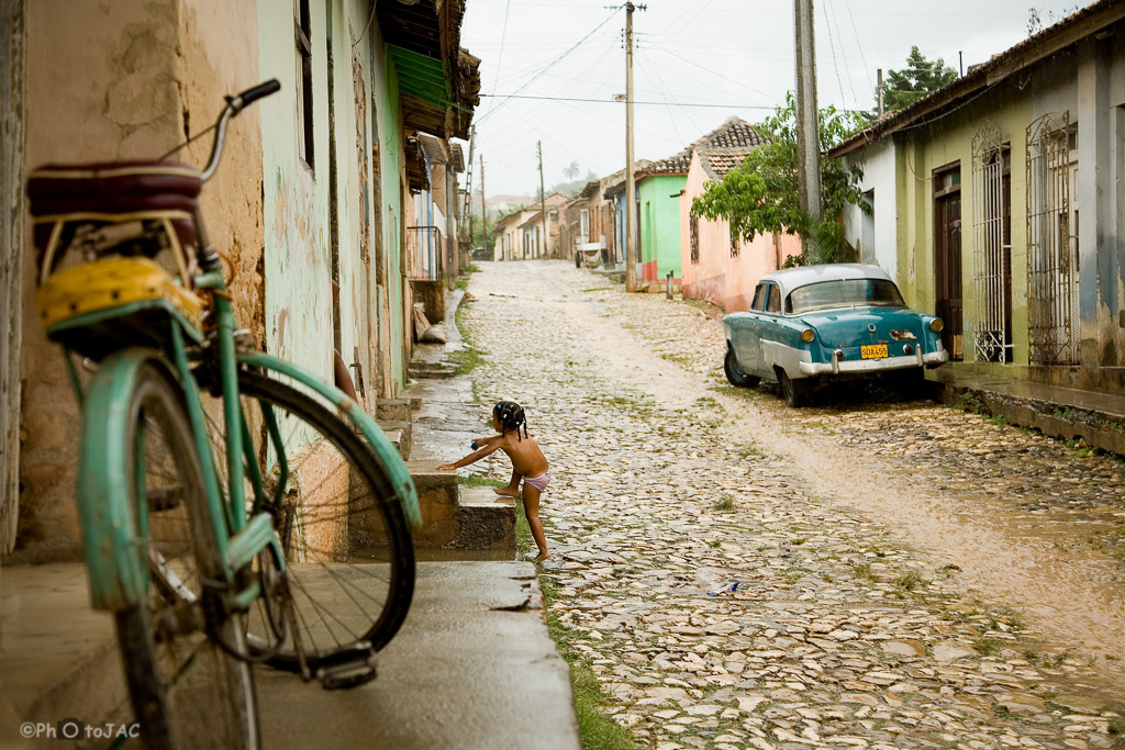 Trinidad (provincia de Sancti Spíritus). Calles empedradas del casco antiguo.