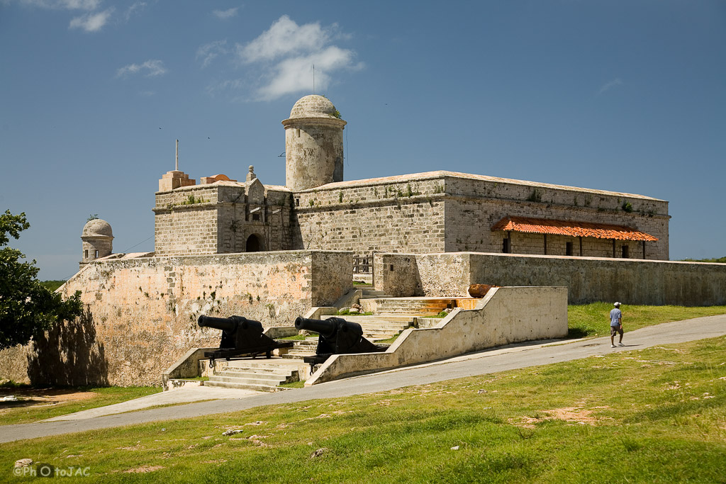 Cienfuegos. Castillo de Nuestra Señora de los Ángeles de Jagua, o, simplemente, Castillo de Jagua.