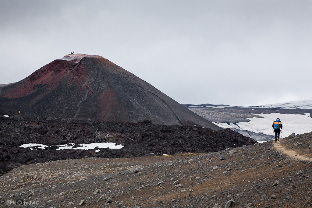 Trek de Landmannalaugar. Etapa 5: Hut Thorsmork - Skogar. Volcán Fimmvorduhals, que erupcionó en 2010.
