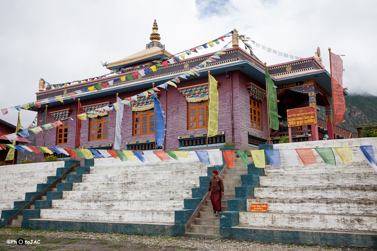 Monasterio budista "Tsechen Kunga Choeling", en Ranipauwa (Muktinath).